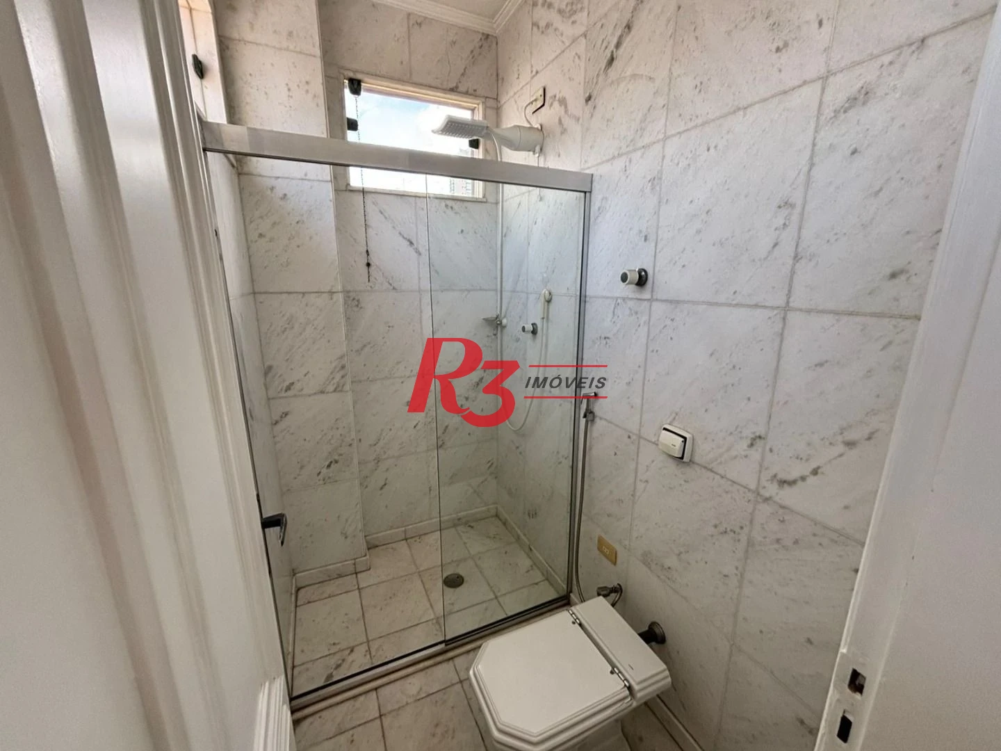 Sobrado à venda, 329 m² por R$ 2.650.000,00 - Ponta da Praia - Santos/SP