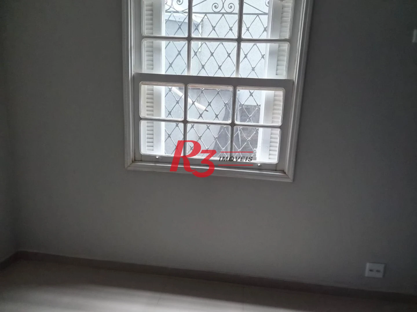 Casa, 180 m² - venda por R$ 1.300.000,00 ou aluguel por R$ 7.000,00/mês - Embaré - Santos/SP