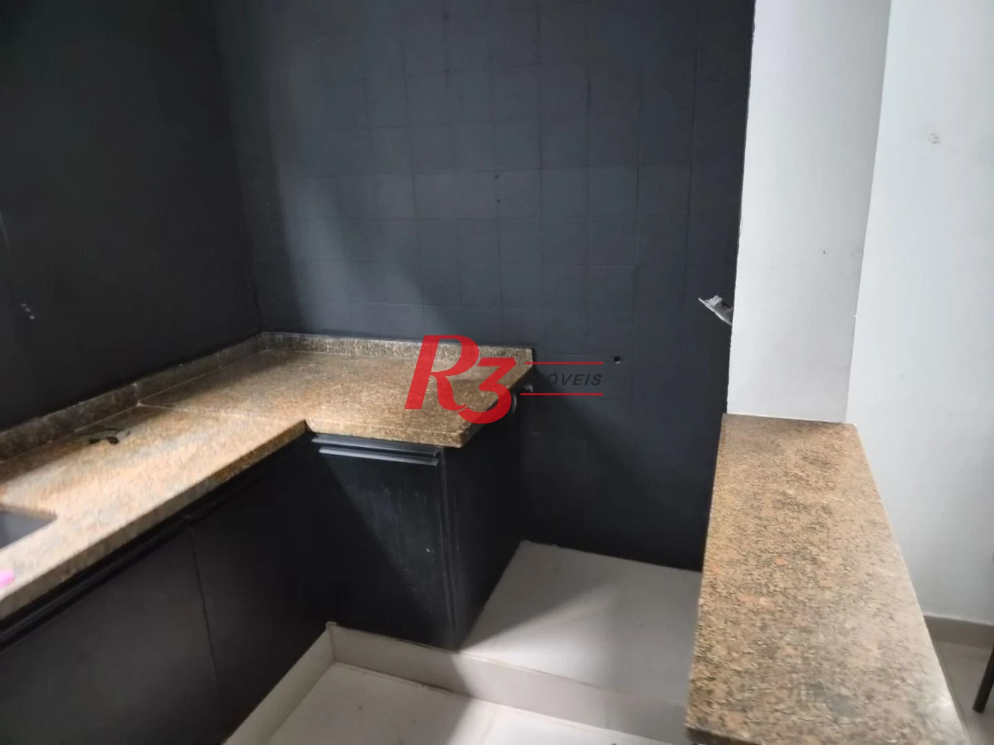 Casa, 180 m² - venda por R$ 1.300.000,00 ou aluguel por R$ 7.000,00/mês - Embaré - Santos/SP
