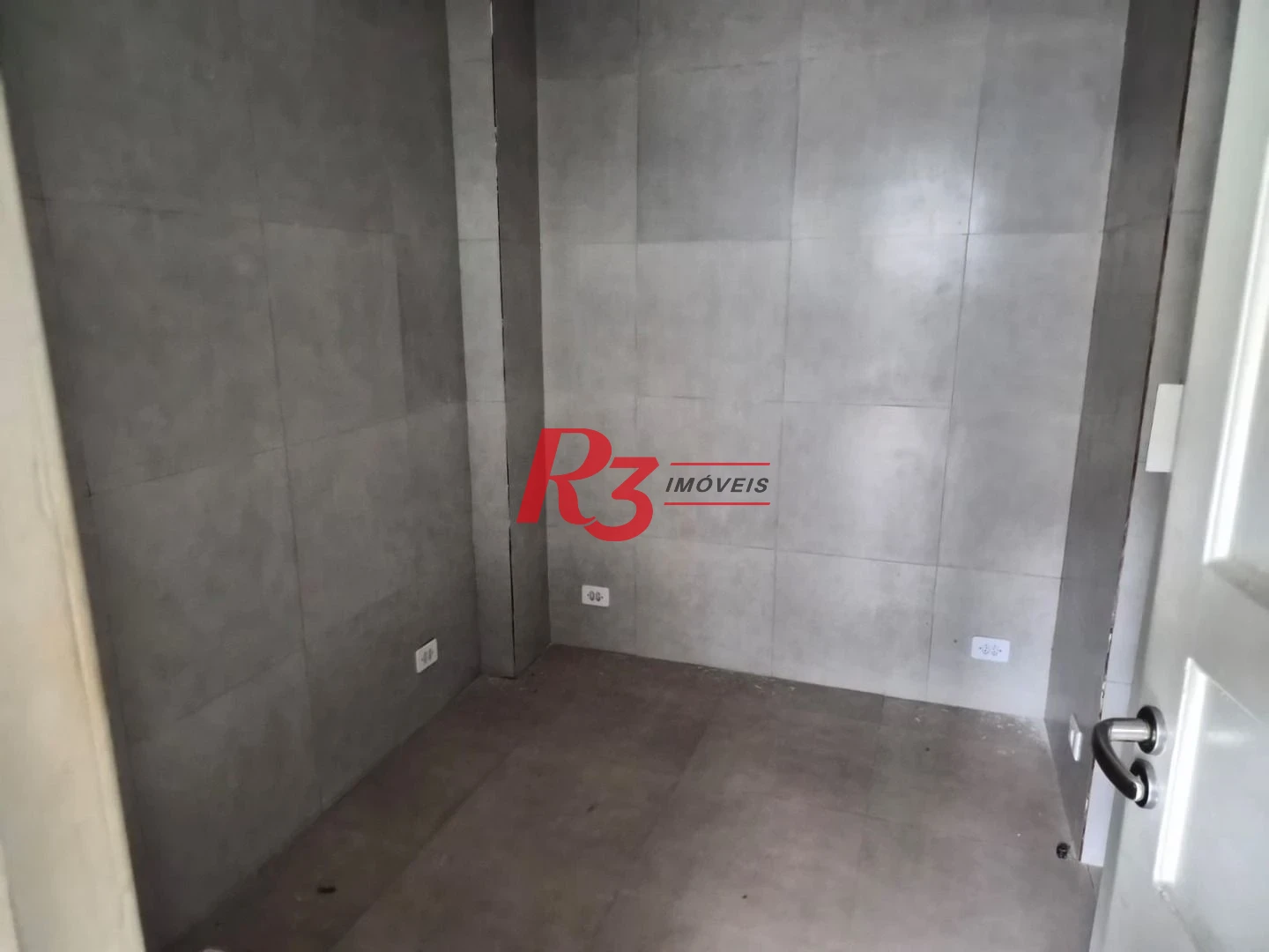 Casa, 180 m² - venda por R$ 1.300.000,00 ou aluguel por R$ 7.000,00/mês - Embaré - Santos/SP