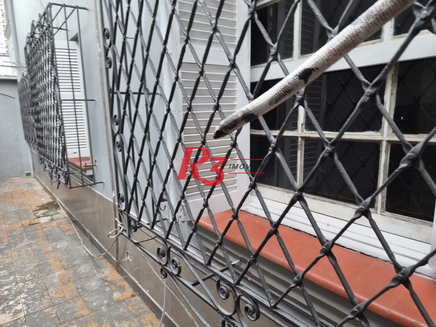 Casa, 180 m² - venda por R$ 1.300.000,00 ou aluguel por R$ 7.000,00/mês - Embaré - Santos/SP