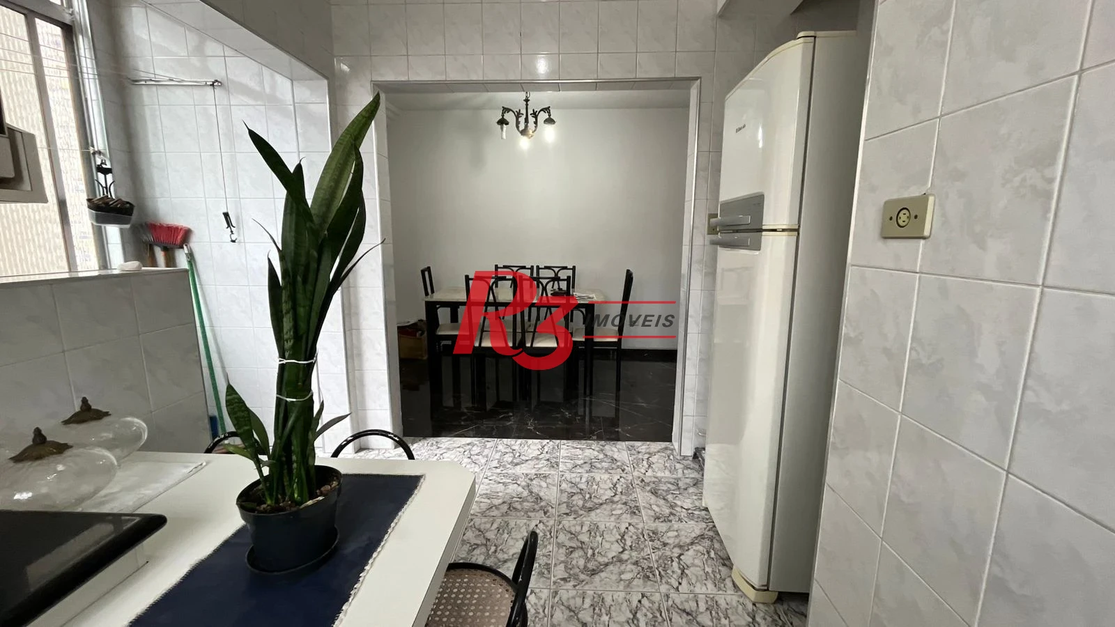 Apartamento com 2 dormitórios para alugar, 110 m² por R$ 5.000,00/mês - Boqueirão - Santos/SP
