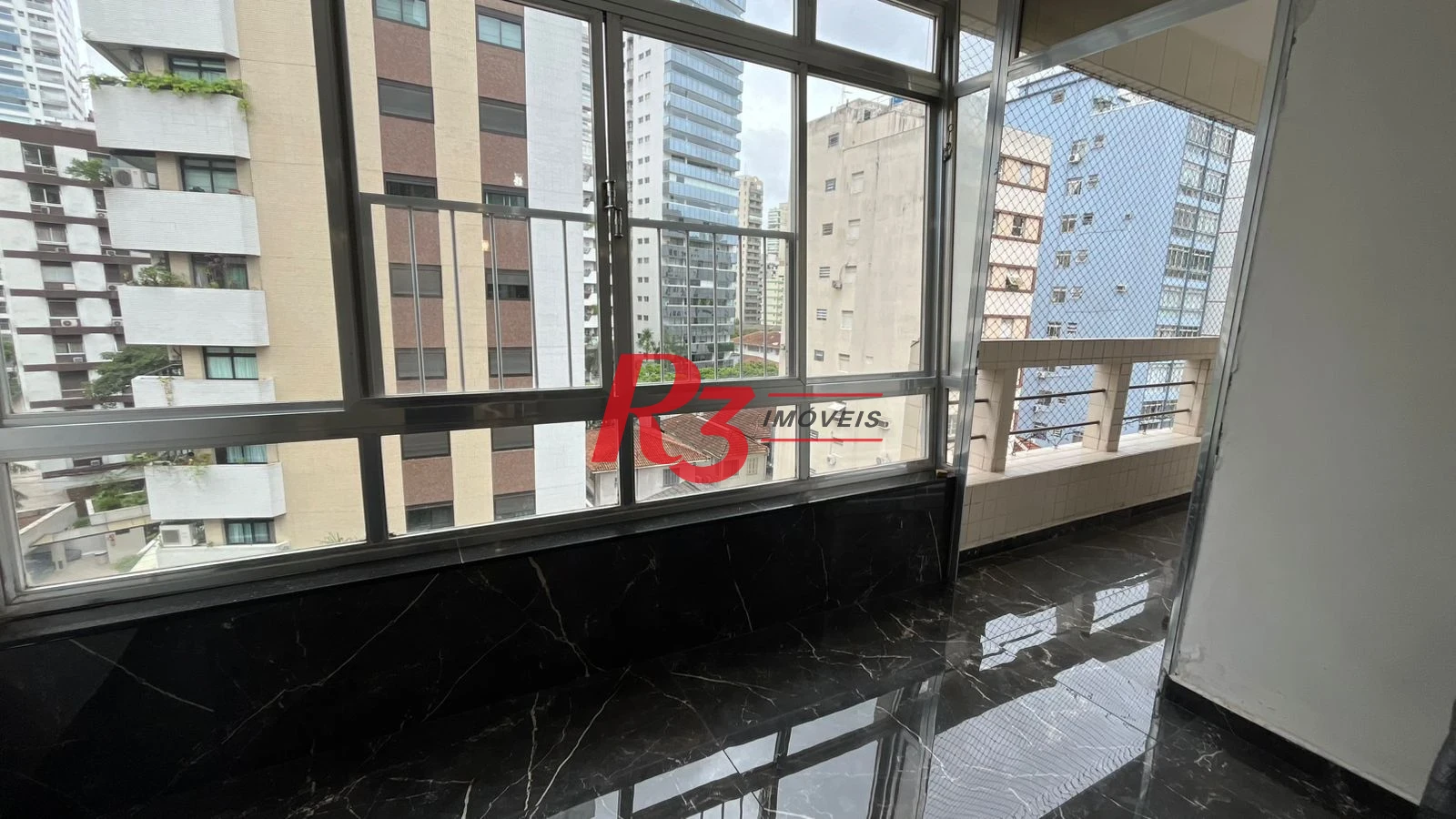 Apartamento com 2 dormitórios para alugar, 110 m² por R$ 5.000,00/mês - Boqueirão - Santos/SP