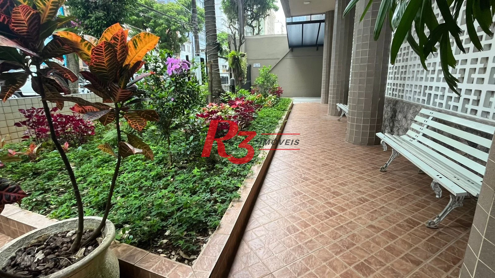 Apartamento com 2 dormitórios para alugar, 110 m² por R$ 5.000,00/mês - Boqueirão - Santos/SP