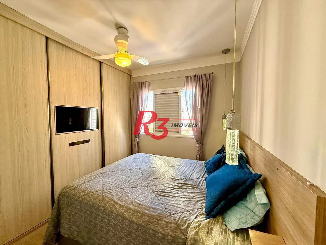 Apartamento com 2 dormitórios à venda, 77 m² por R$ 1.100.000,00 - Ponta da Praia - Santos/SP