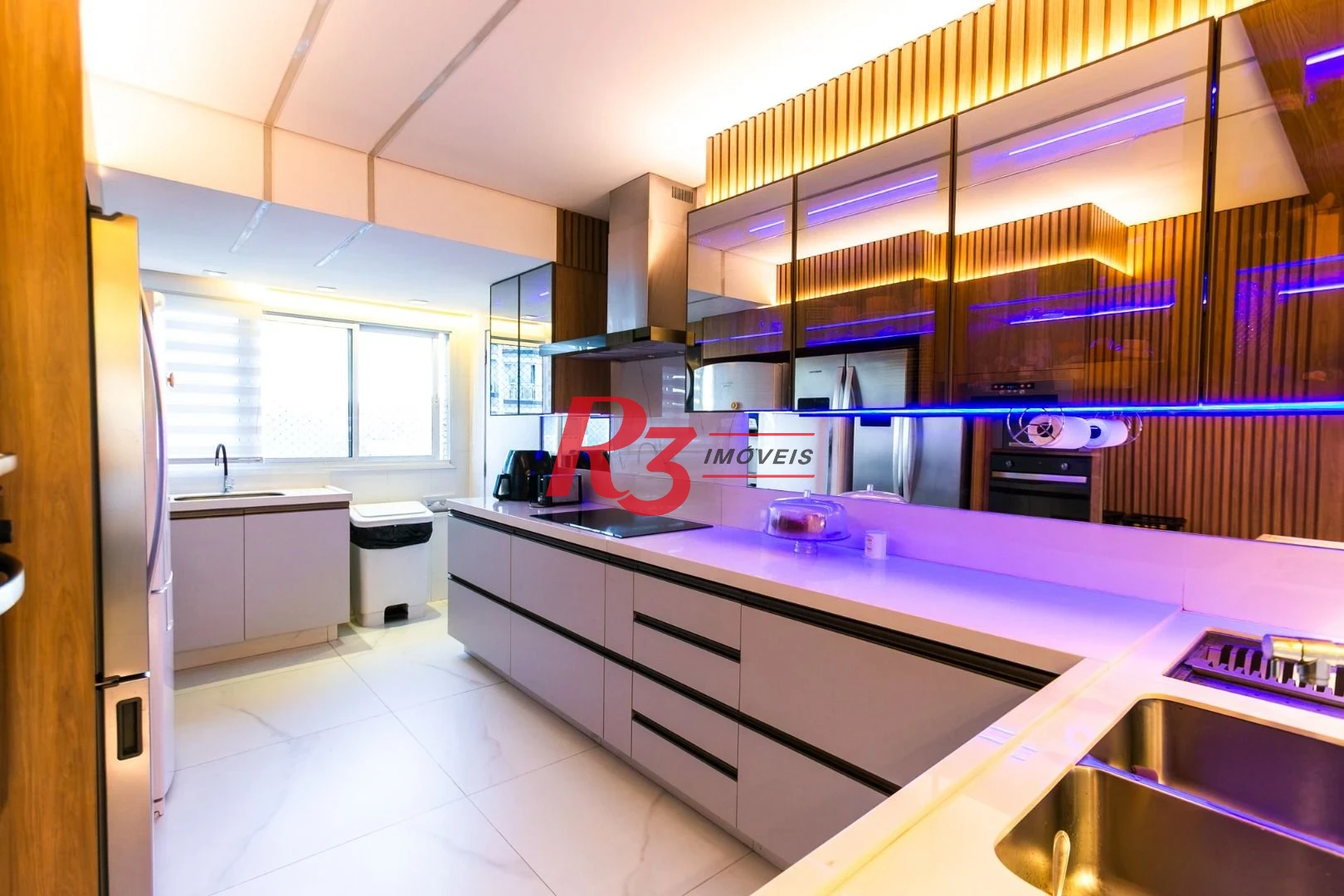 Apartamento à venda, 199 m² por R$ 3.000.000,00 - Ponta da Praia - Santos/SP