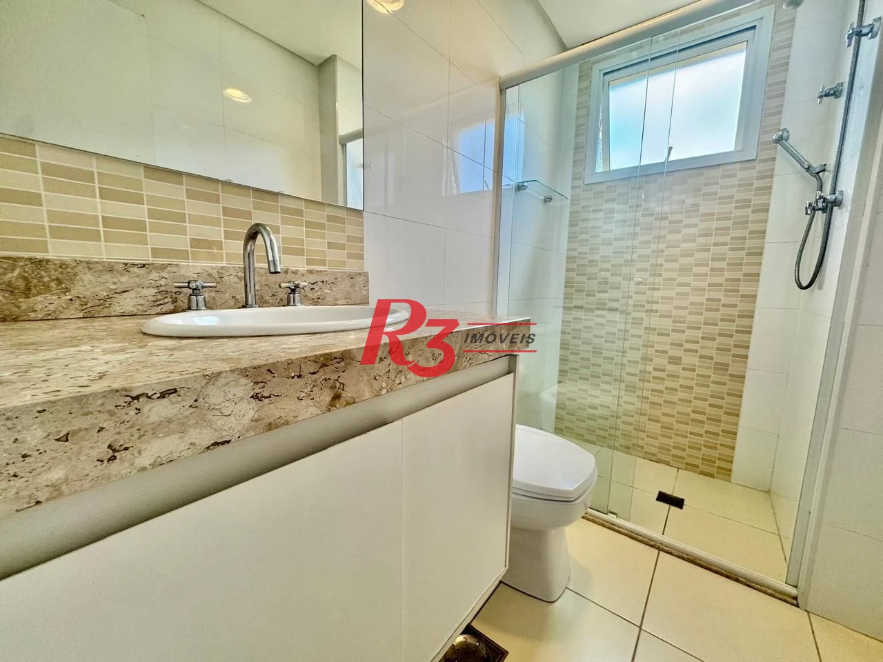 Apartamento com 3 dormitórios à venda, 117 m² por R$ 1.450.000,00 - Gonzaga - Santos/SP