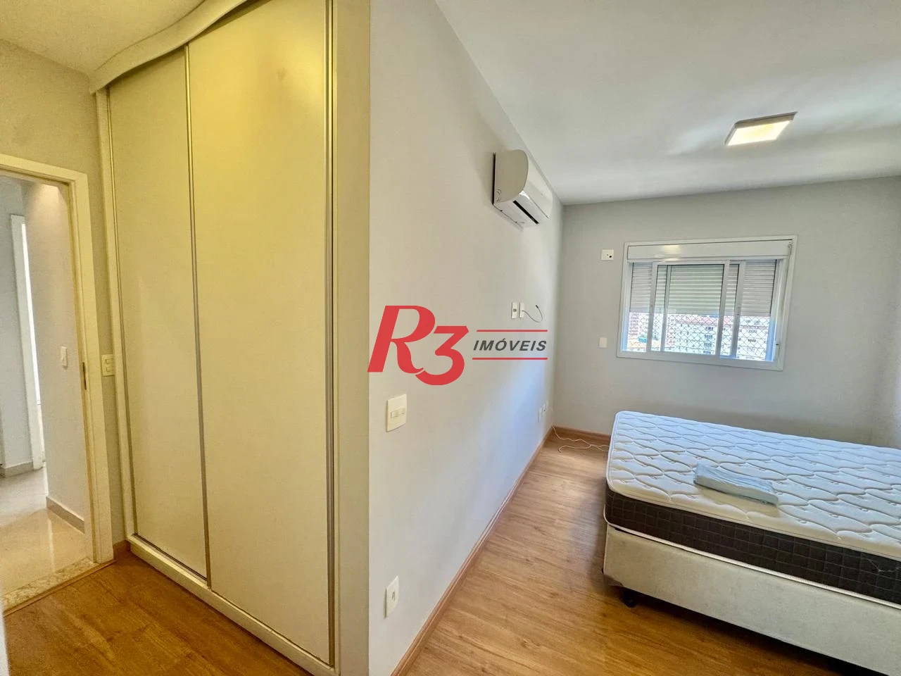 Apartamento com 3 dormitórios à venda, 117 m² por R$ 1.450.000,00 - Gonzaga - Santos/SP