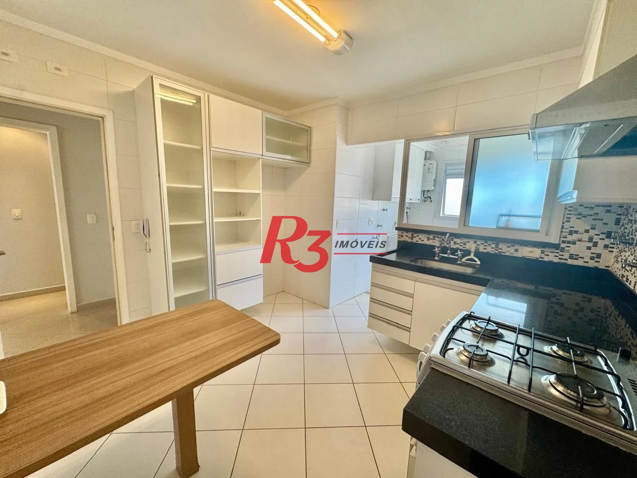 Apartamento com 3 dormitórios à venda, 117 m² por R$ 1.450.000,00 - Gonzaga - Santos/SP