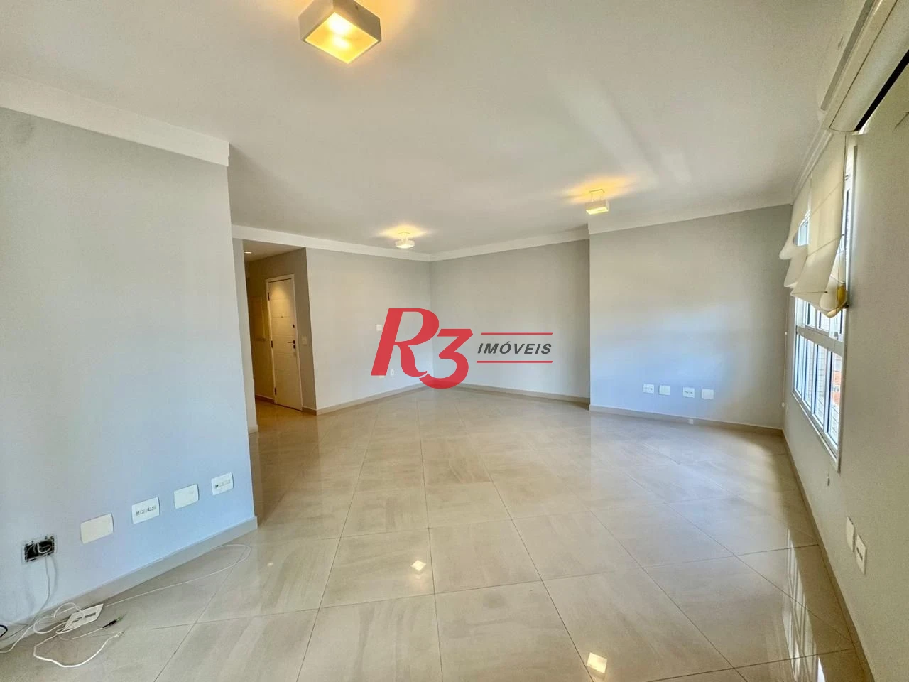 Apartamento com 3 dormitórios à venda, 117 m² por R$ 1.450.000,00 - Gonzaga - Santos/SP