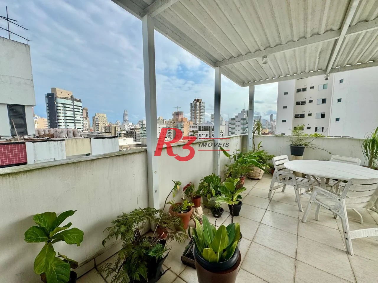 Cobertura com 3 dormitórios à venda, 180 m² por R$ 1.800.000,00 - Boqueirão - Santos/SP