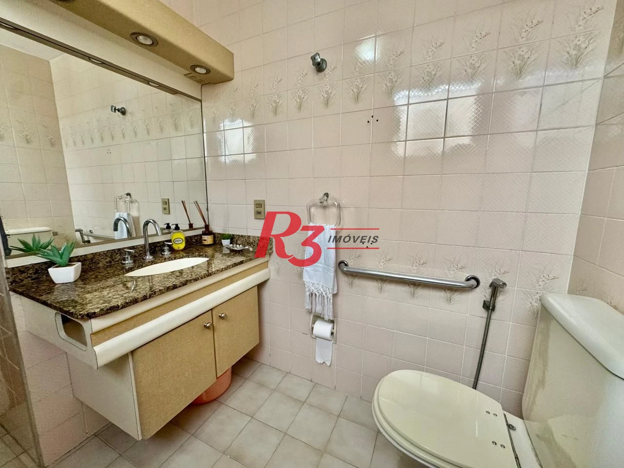 Cobertura com 3 dormitórios à venda, 180 m² por R$ 1.800.000,00 - Boqueirão - Santos/SP