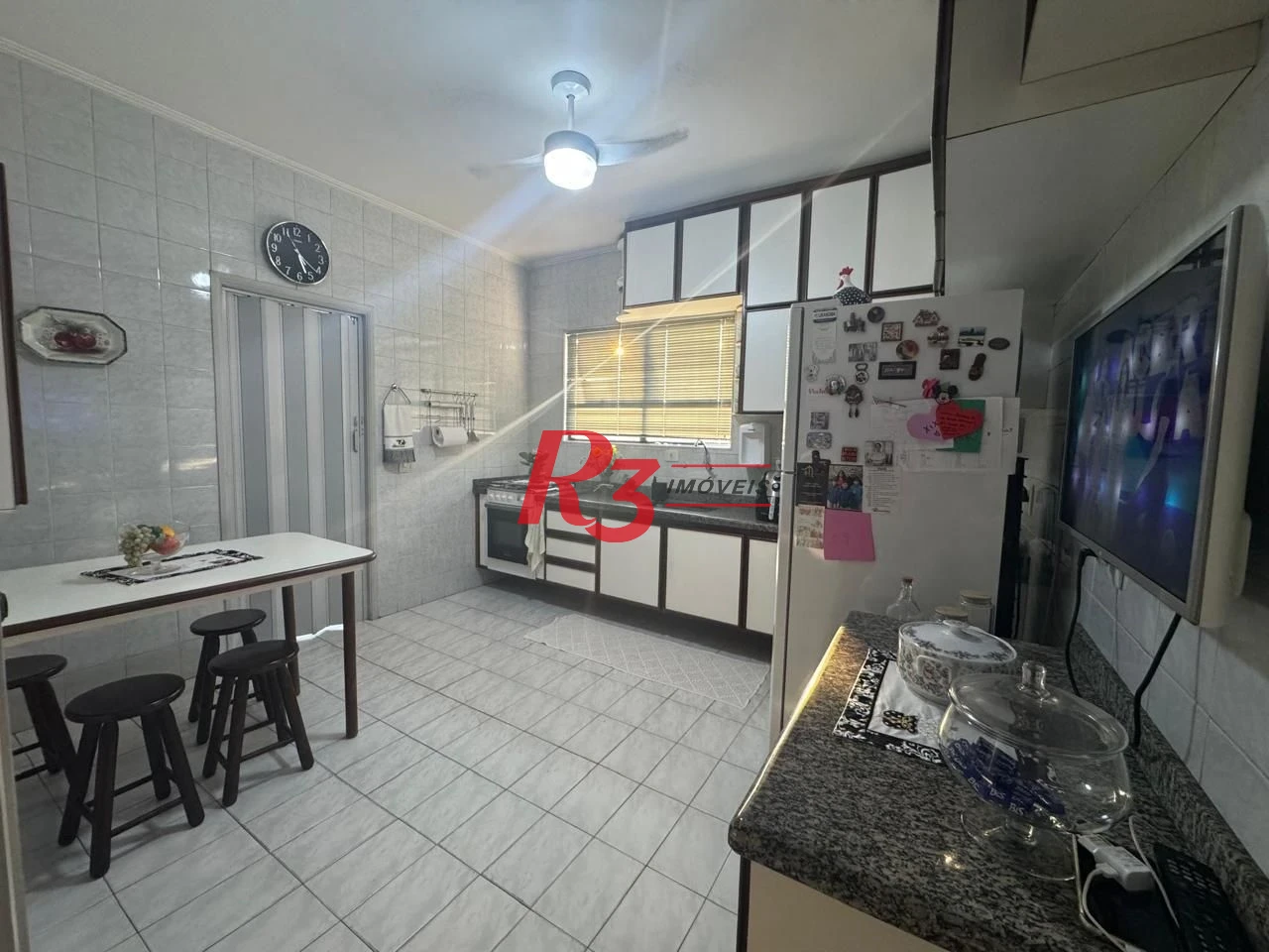 Apartamento com 2 dormitórios à venda, 105 m² por R$ 480.000,00 - Centro - São Vicente/SP