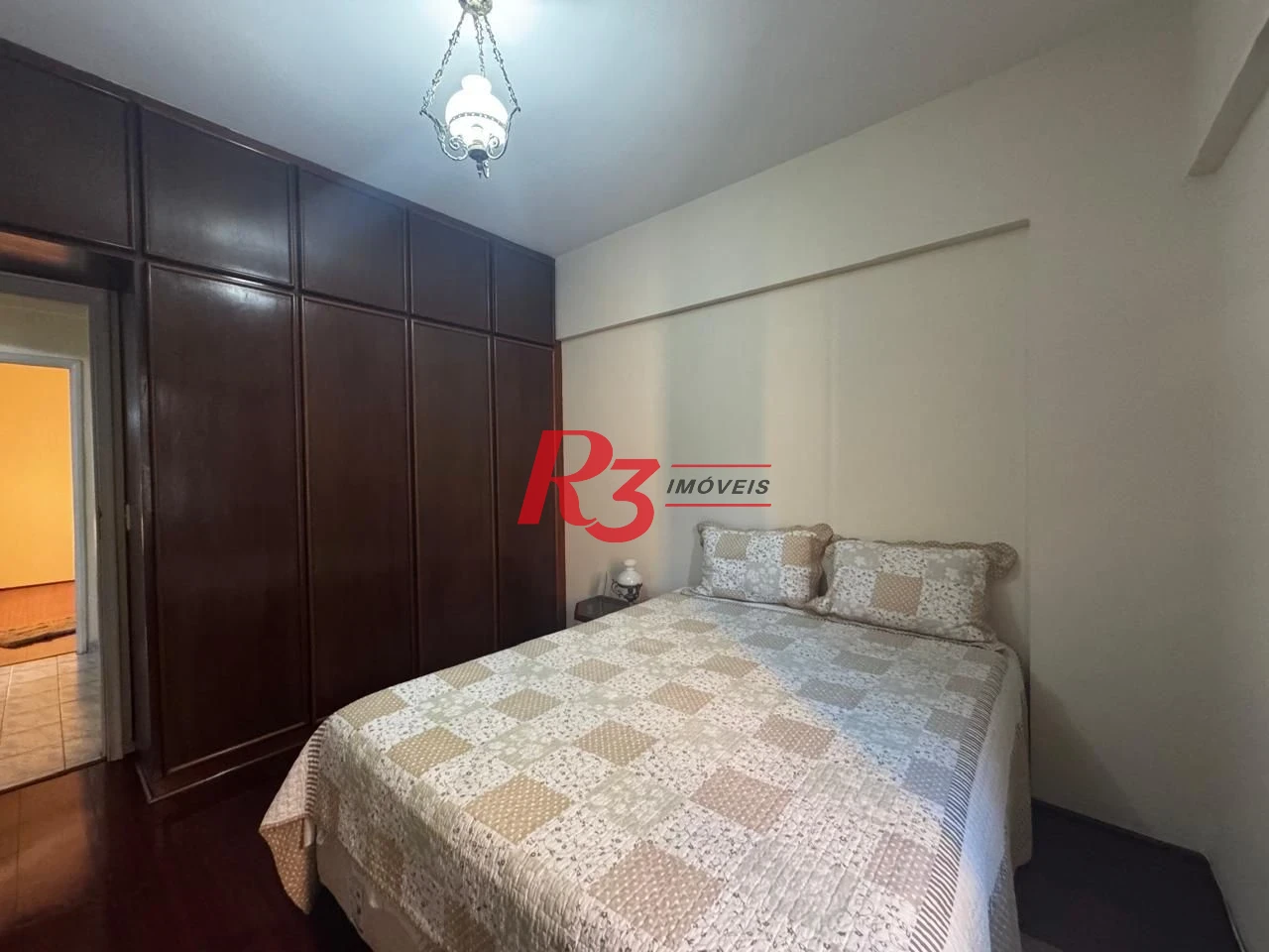 Apartamento com 2 dormitórios à venda, 105 m² por R$ 480.000,00 - Centro - São Vicente/SP