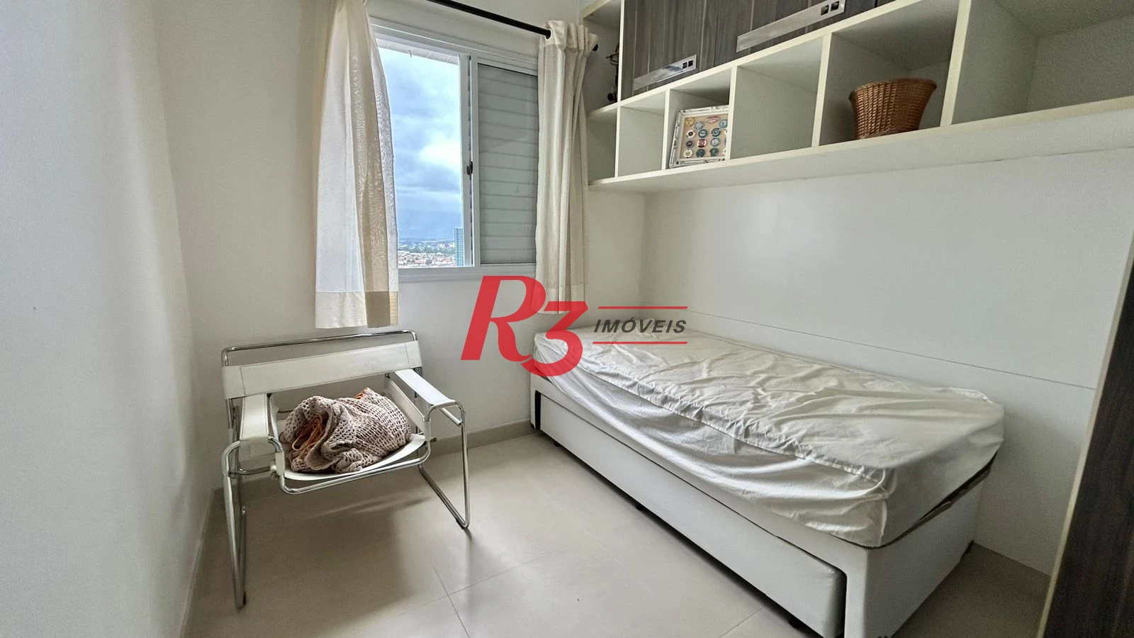 Apartamento com 2 dormitórios à venda, por R$ 650.000 - Centro - São Vicente/SP