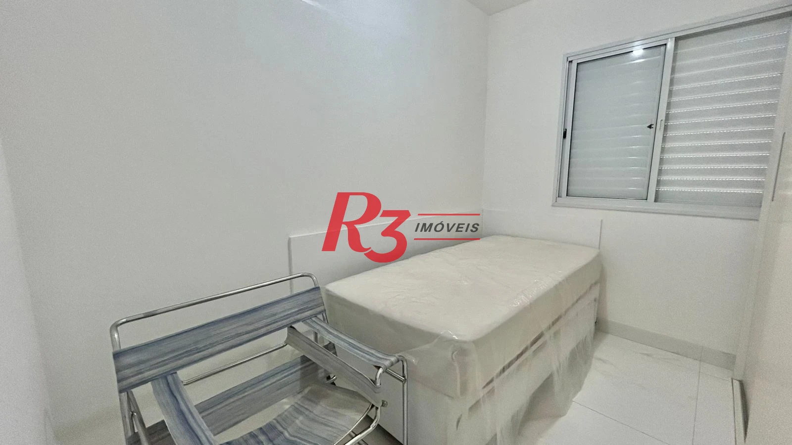 Apartamento com 2 dormitórios à venda, por R$ 650.000 - Centro - São Vicente/SP