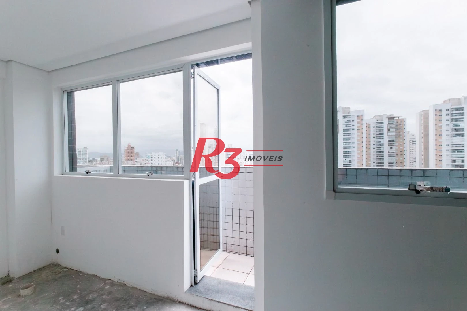 Sala, 52 m² - venda por R$ 519.750,00 ou aluguel por R$ 4.500,00/mês - Ponta da Praia - Santos/SP