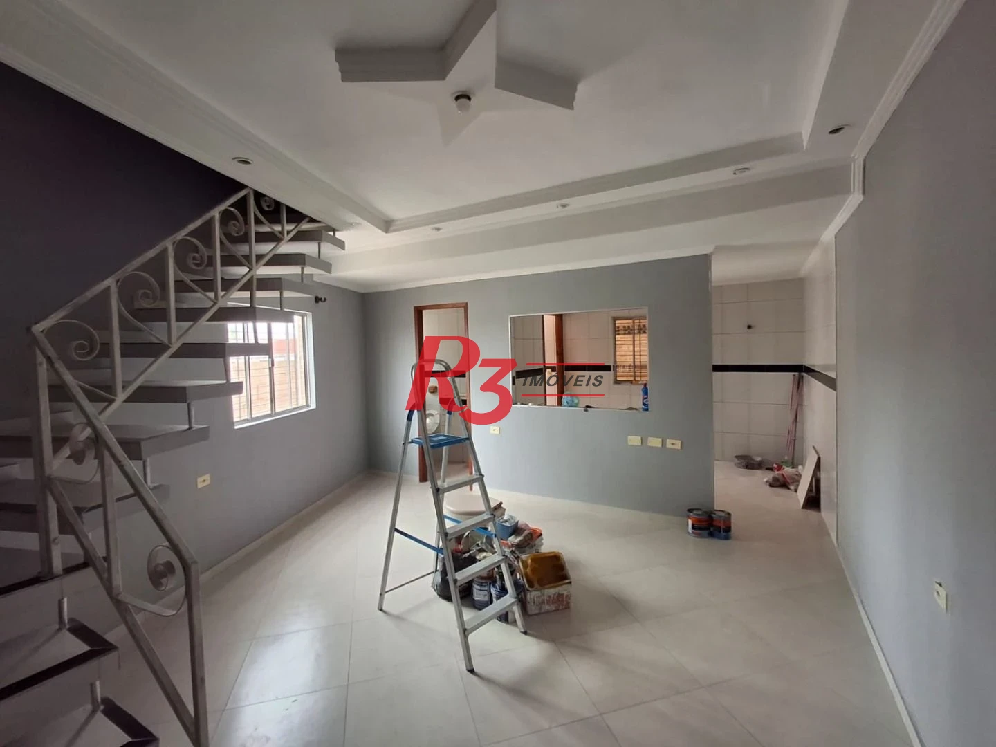 Sobrado com 2 dormitórios à venda, 70 m² por R$ 300.000,00 - Cidade Naútica - São Vicente/SP