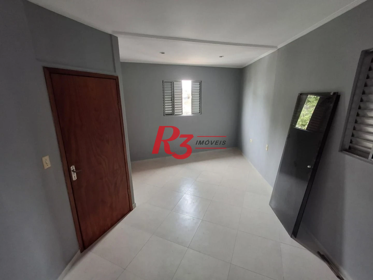 Sobrado com 2 dormitórios à venda, 70 m² por R$ 300.000,00 - Cidade Naútica - São Vicente/SP