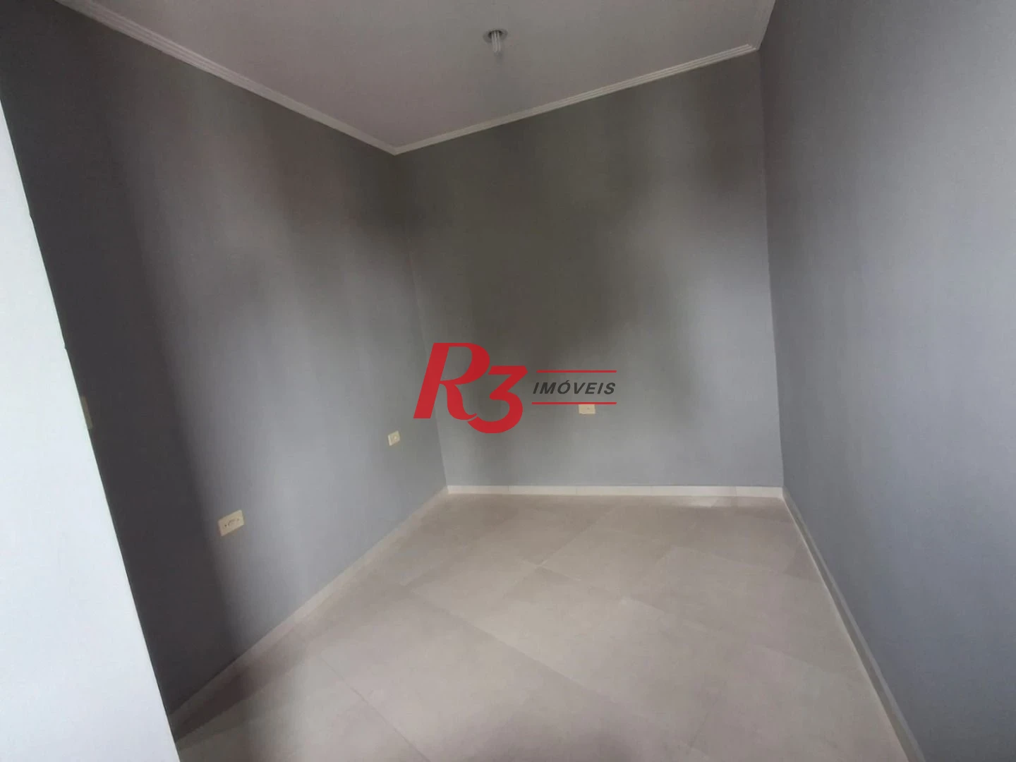 Sobrado com 2 dormitórios à venda, 70 m² por R$ 300.000,00 - Cidade Naútica - São Vicente/SP