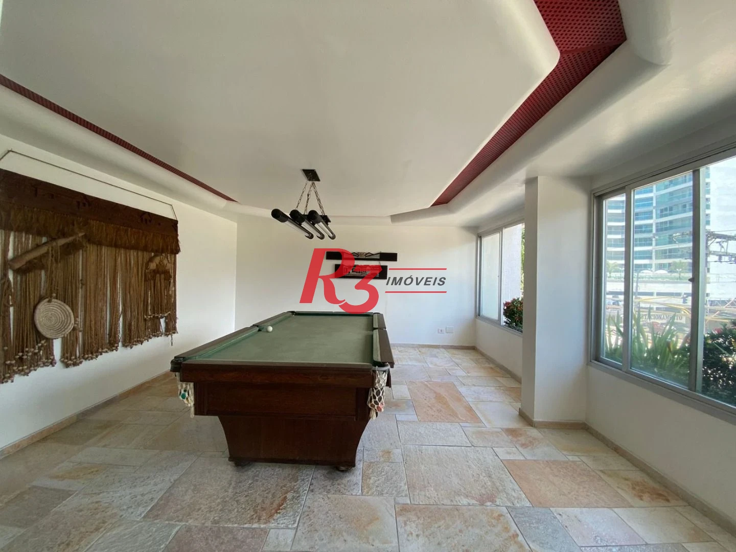 Apartamento com 3 dormitórios à venda, 120 m² por R$ 800.000,00 - Praia das Pitangueiras - Guarujá/SP