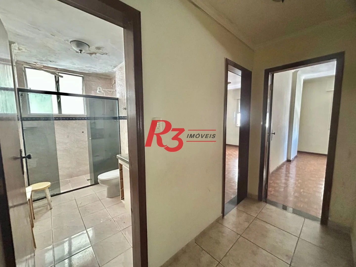 Apartamento com 3 dormitórios à venda, 168 m² por R$ 750.000,00 - Itararé - São Vicente/SP