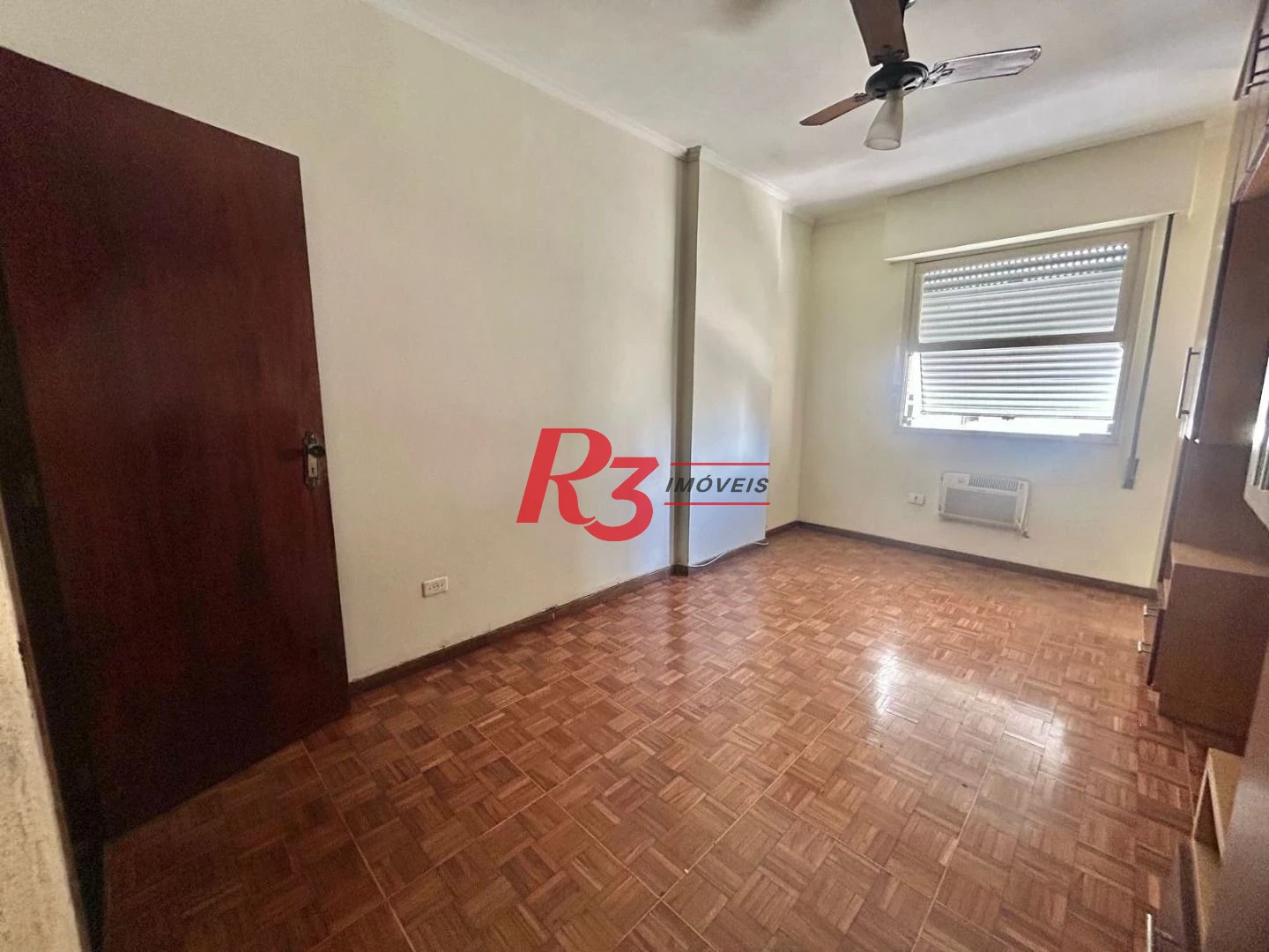 Apartamento com 3 dormitórios à venda, 168 m² por R$ 750.000,00 - Itararé - São Vicente/SP