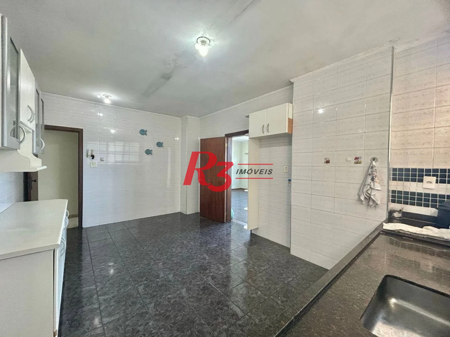 Apartamento com 3 dormitórios à venda, 168 m² por R$ 750.000,00 - Itararé - São Vicente/SP