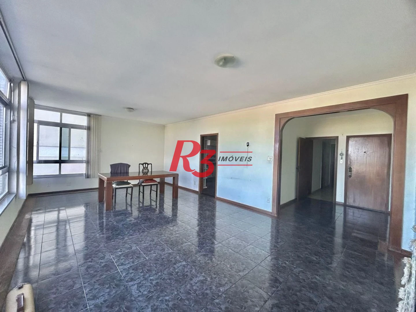 Apartamento com 3 dormitórios à venda, 168 m² por R$ 750.000,00 - Itararé - São Vicente/SP