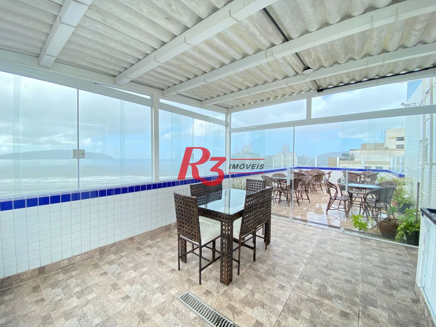 Apartamento com 3 dormitórios à venda, 168 m² por R$ 750.000,00 - Itararé - São Vicente/SP