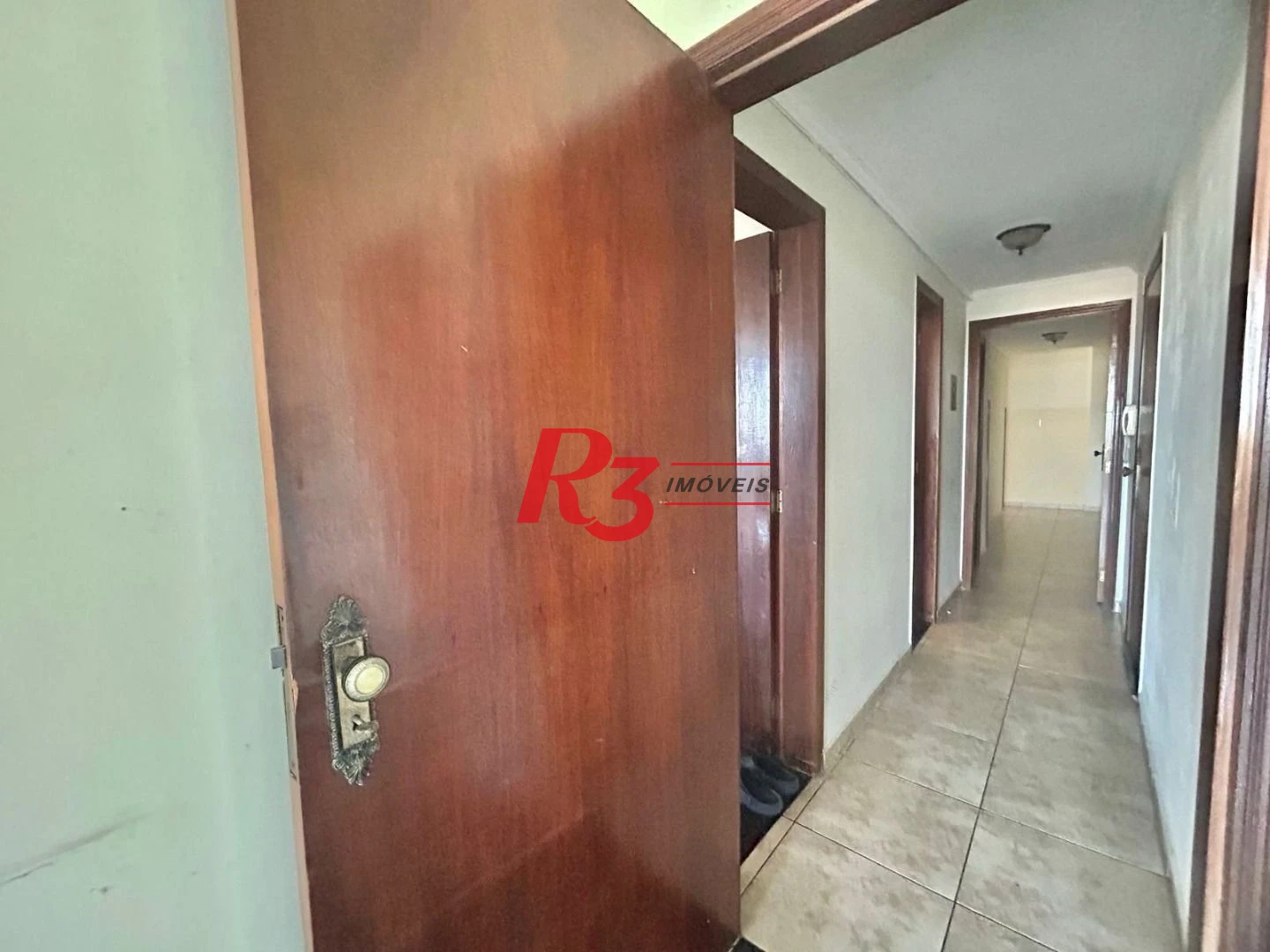 Apartamento com 3 dormitórios à venda, 168 m² por R$ 750.000,00 - Itararé - São Vicente/SP