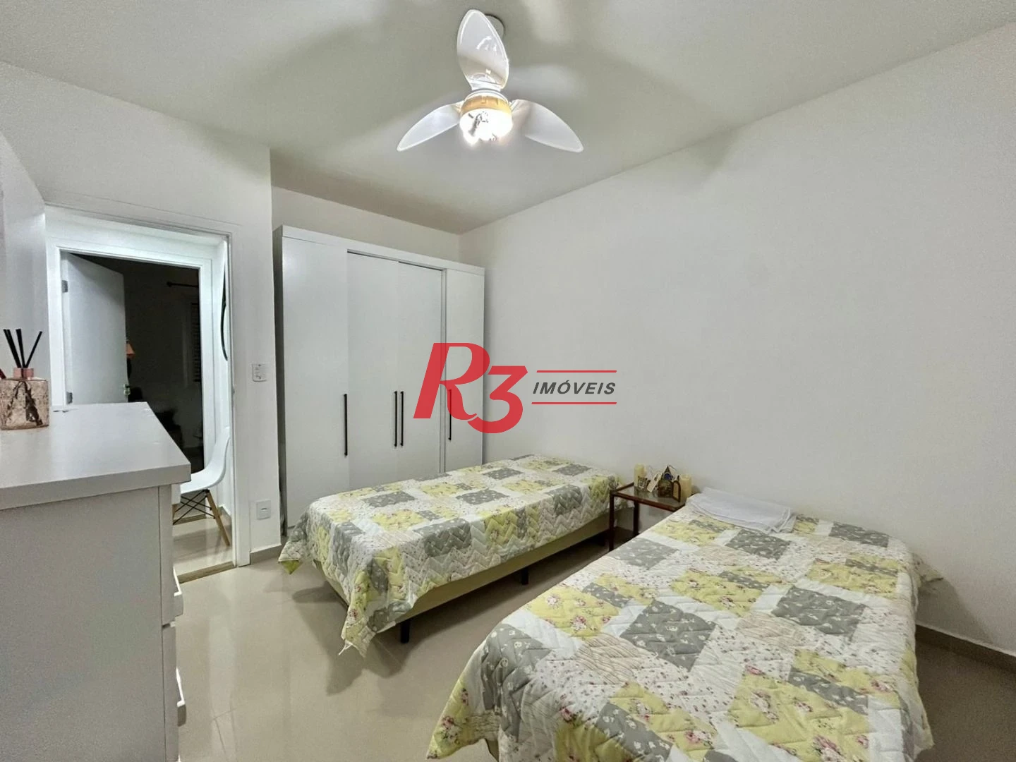 Apartamento com 2 dormitórios à venda, 68 m² por R$ 532.000,00 - Itararé - São Vicente/SP
