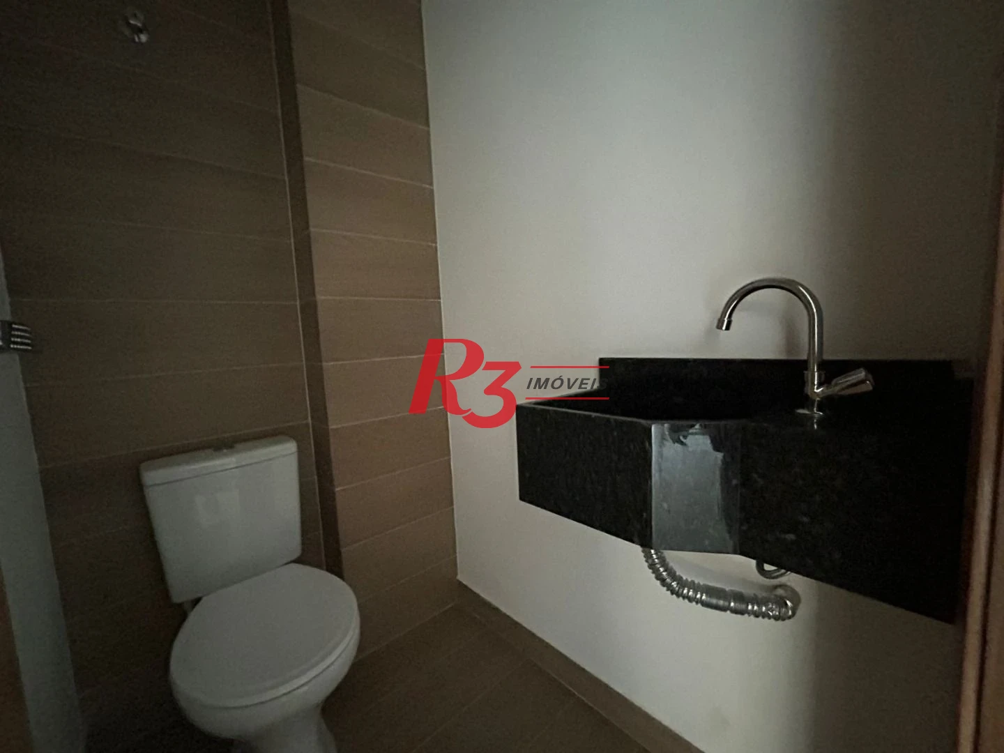 Casa com 2 dormitórios à venda, 90 m² por R$ 720.000,00 - Marapé - Santos/SP