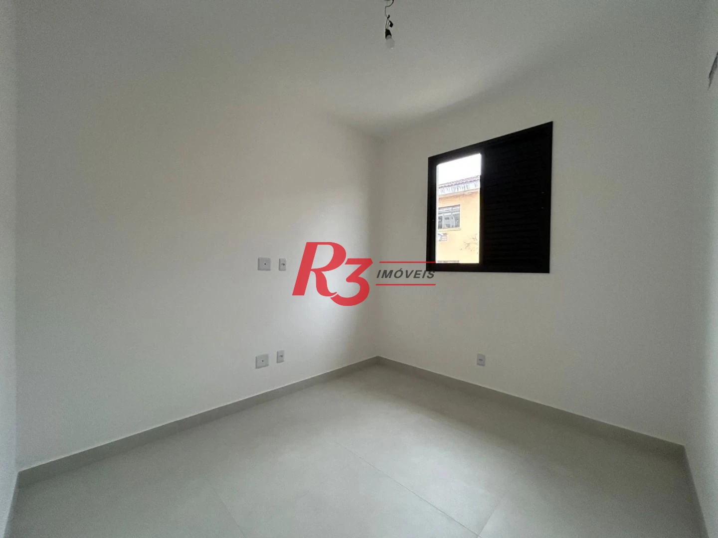 Casa com 2 dormitórios à venda, 90 m² por R$ 720.000,00 - Marapé - Santos/SP