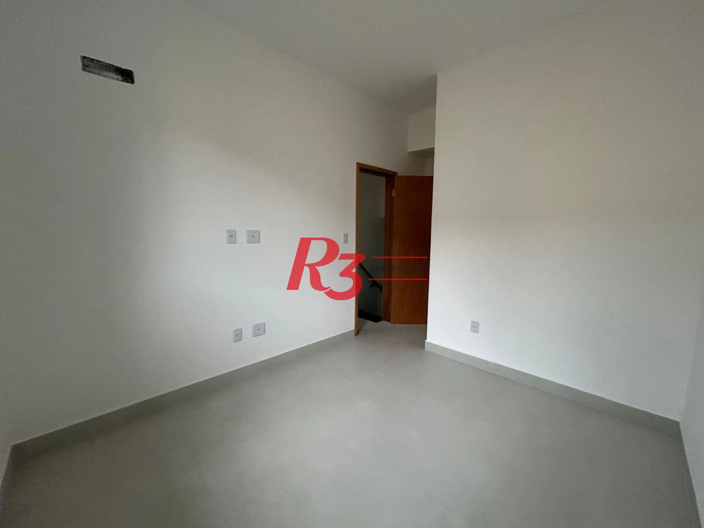 Casa com 2 dormitórios à venda, 90 m² por R$ 720.000,00 - Marapé - Santos/SP