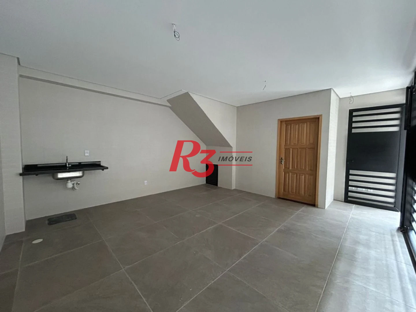 Casa com 2 dormitórios à venda, 90 m² por R$ 720.000,00 - Marapé - Santos/SP