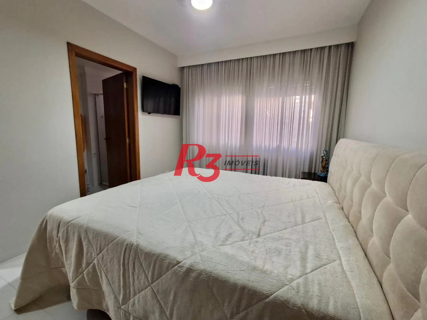 Apartamento com 3 dormitórios à venda, 127 m² por R$ 1.400.000,00 - Gonzaga - Santos/SP