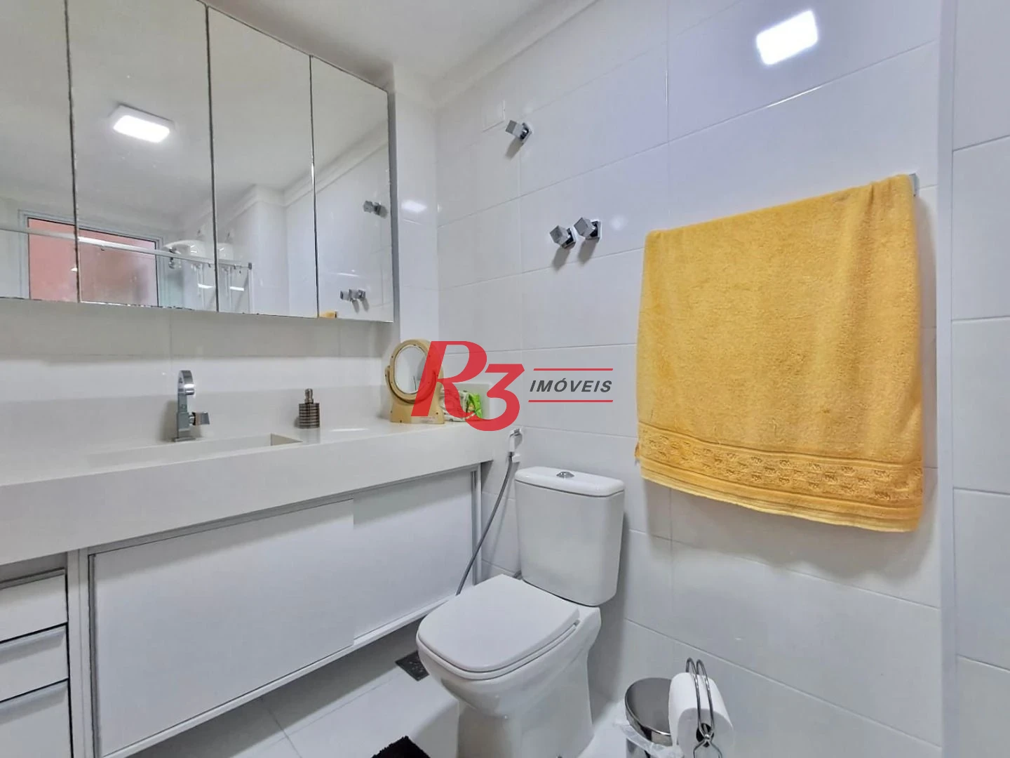 Apartamento com 3 dormitórios à venda, 127 m² por R$ 1.400.000,00 - Gonzaga - Santos/SP
