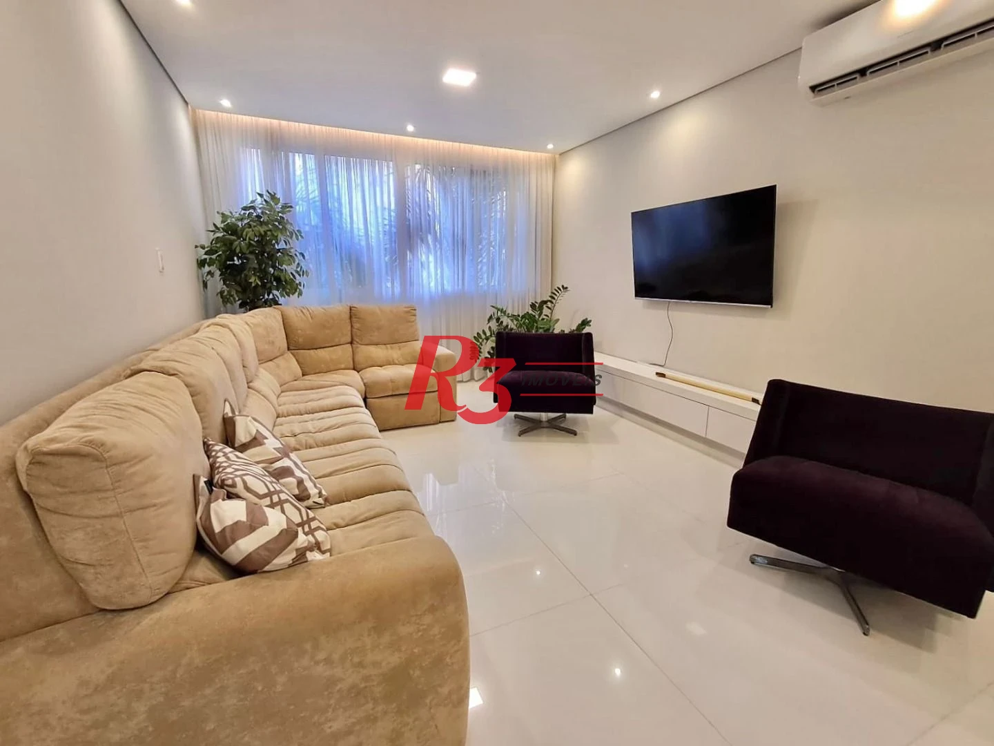 Apartamento com 3 dormitórios à venda, 127 m² por R$ 1.400.000,00 - Gonzaga - Santos/SP
