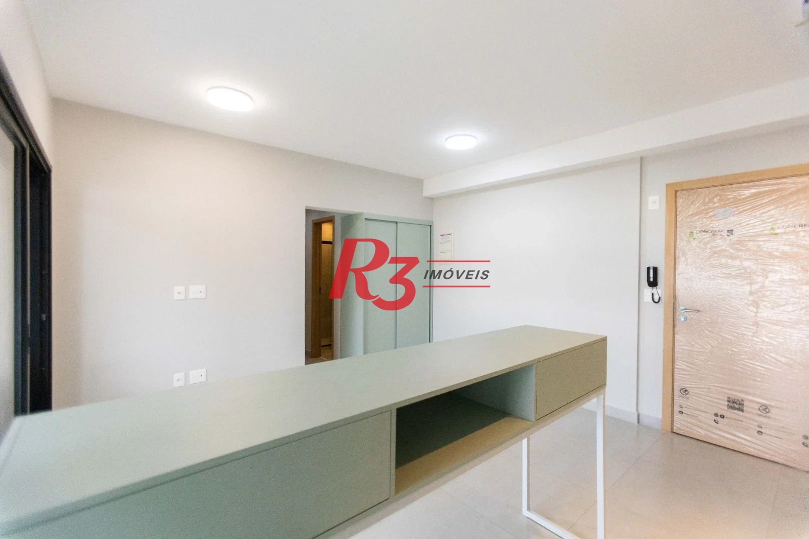 Apartamento com 2 dormitórios à venda, 65 m² por R$ 817.300,00 - Ponta da Praia - Santos/SP