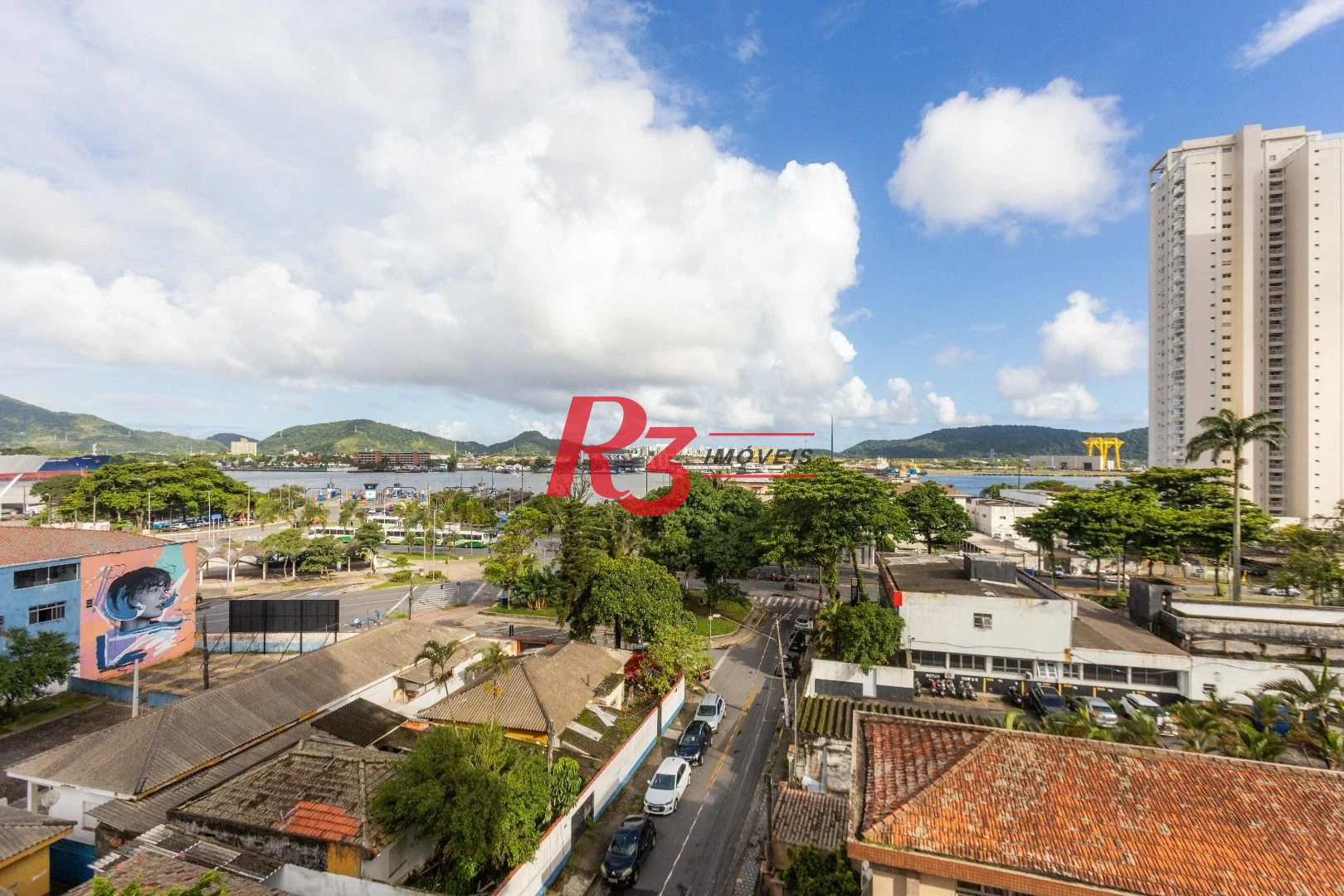 Apartamento com 2 dormitórios à venda, 65 m² por R$ 817.300,00 - Ponta da Praia - Santos/SP