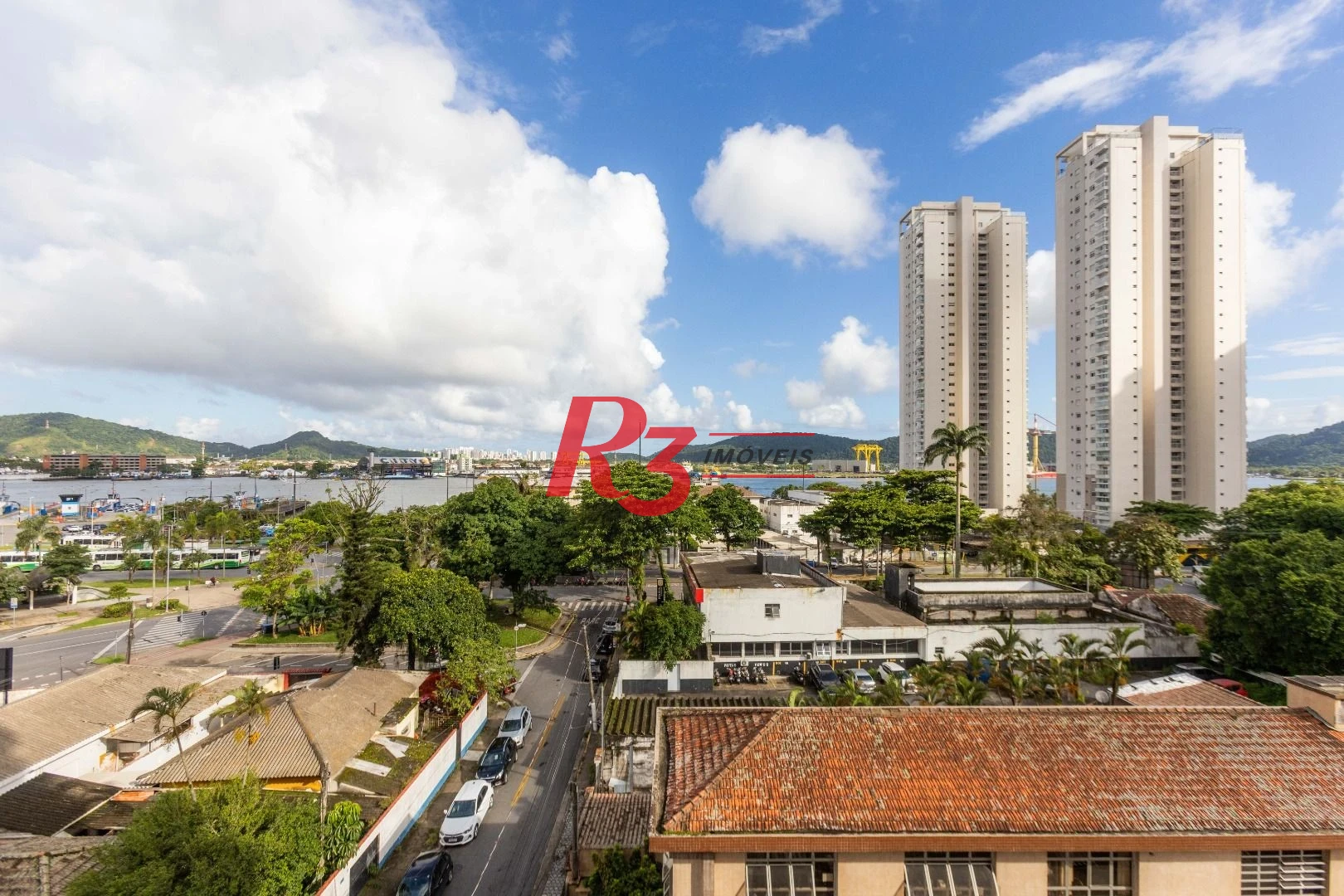Apartamento com 2 dormitórios à venda, 65 m² por R$ 817.300,00 - Ponta da Praia - Santos/SP
