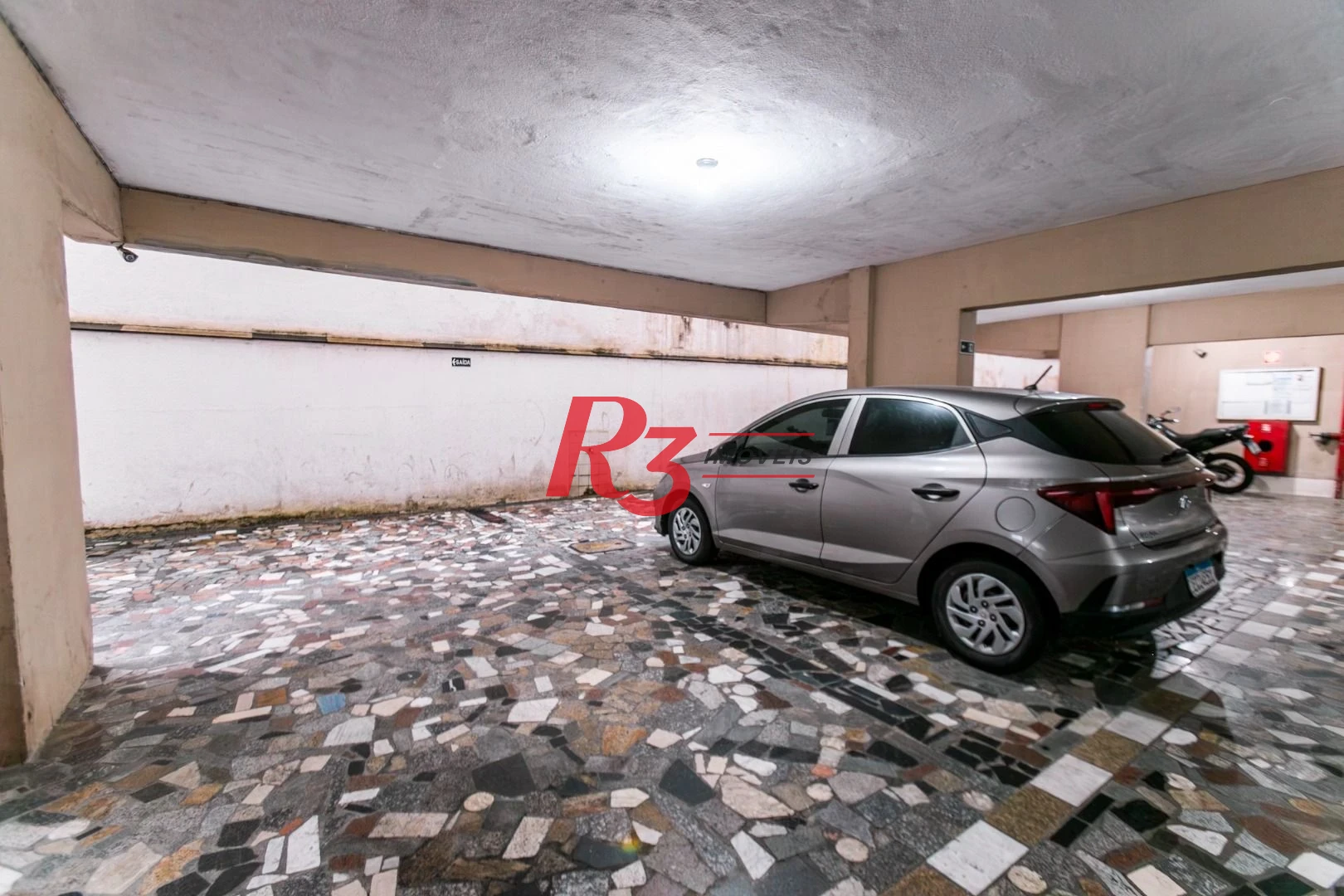 Apartamento com 1 dormitório para alugar, 50 m² - Vila Matias - Santos/SP.  R$3.000,00 Pacote