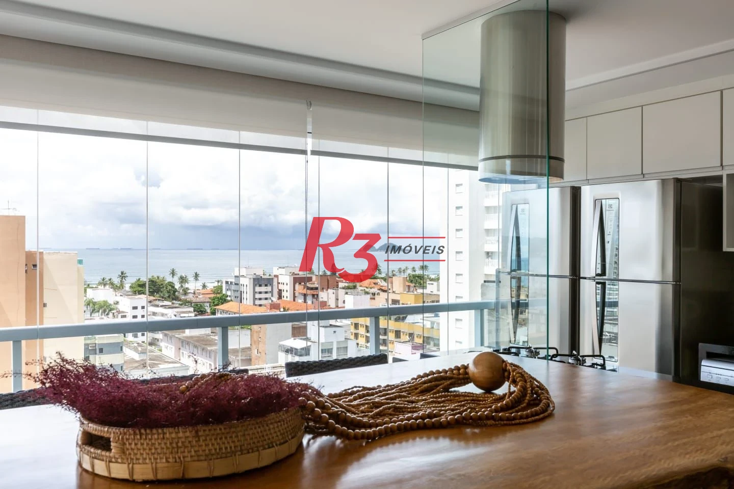 Apartamento com 3 dormitórios à venda, 104 m² por R$ 1.064.000,00 - Jardim Praiano - Guarujá/SP