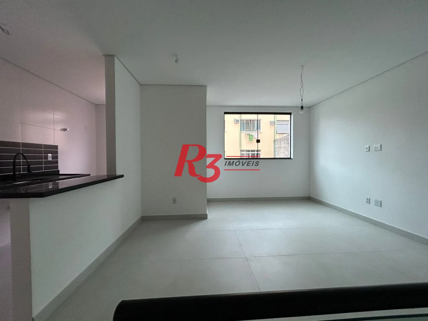 Casa com 2 dormitórios à venda, 90 m² por R$ 720.000,00 - Marapé - Santos/SP