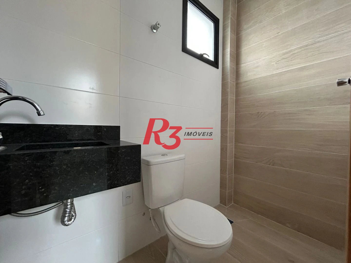 Casa com 2 dormitórios à venda, 90 m² por R$ 720.000,00 - Marapé - Santos/SP