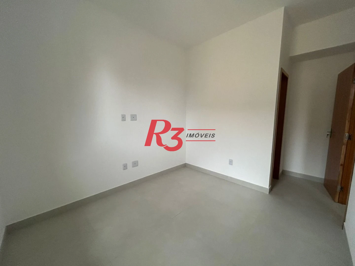 Casa com 2 dormitórios à venda, 90 m² por R$ 720.000,00 - Marapé - Santos/SP