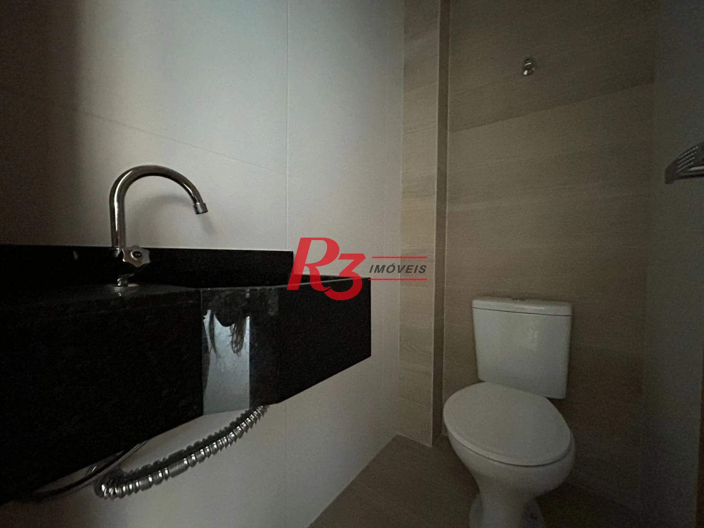 Casa com 2 dormitórios à venda, 90 m² por R$ 720.000,00 - Marapé - Santos/SP