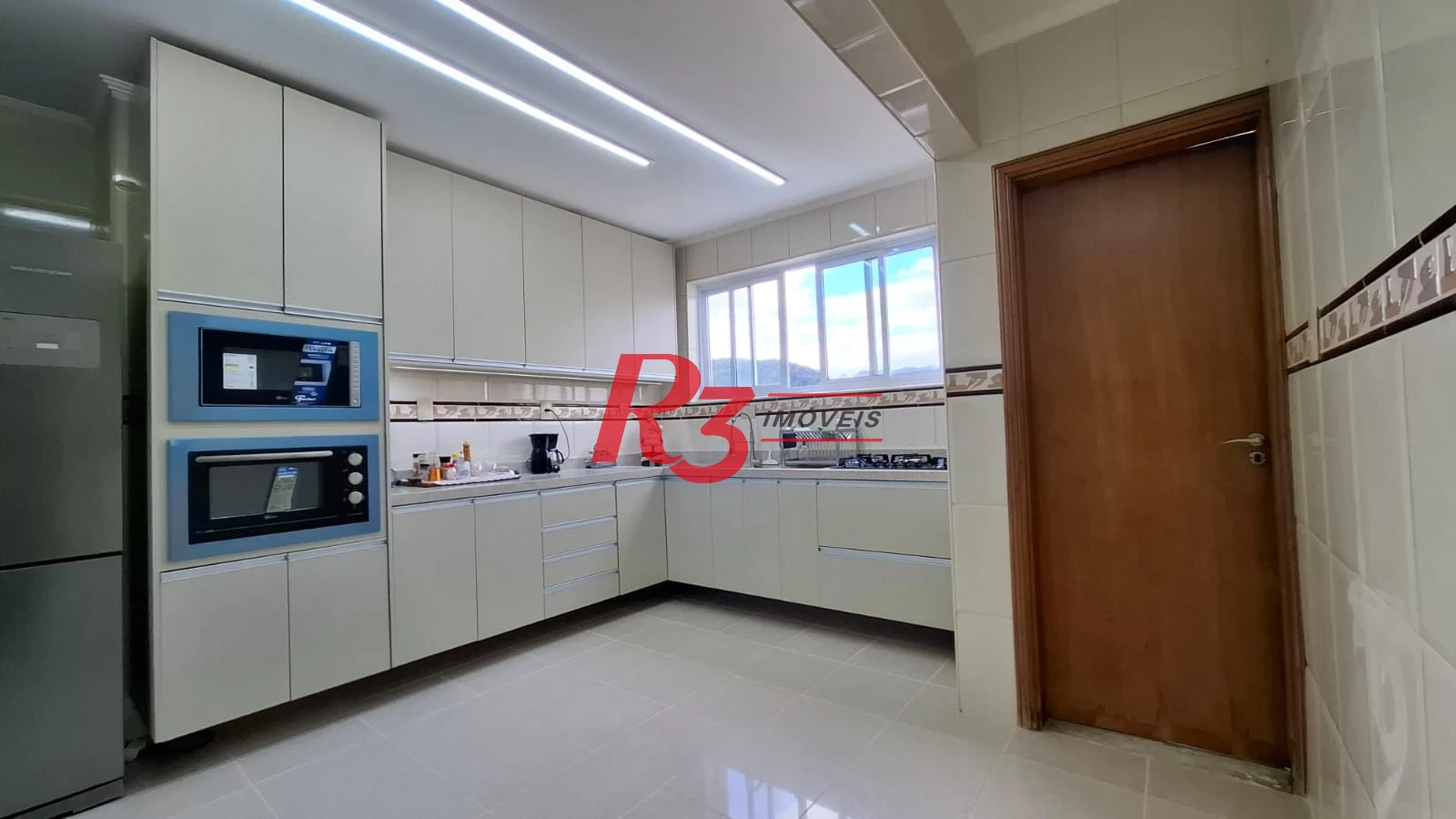 Apartamento à venda, 180 m² por R$ 850.000,00 - Campo Grande - Santos/SP