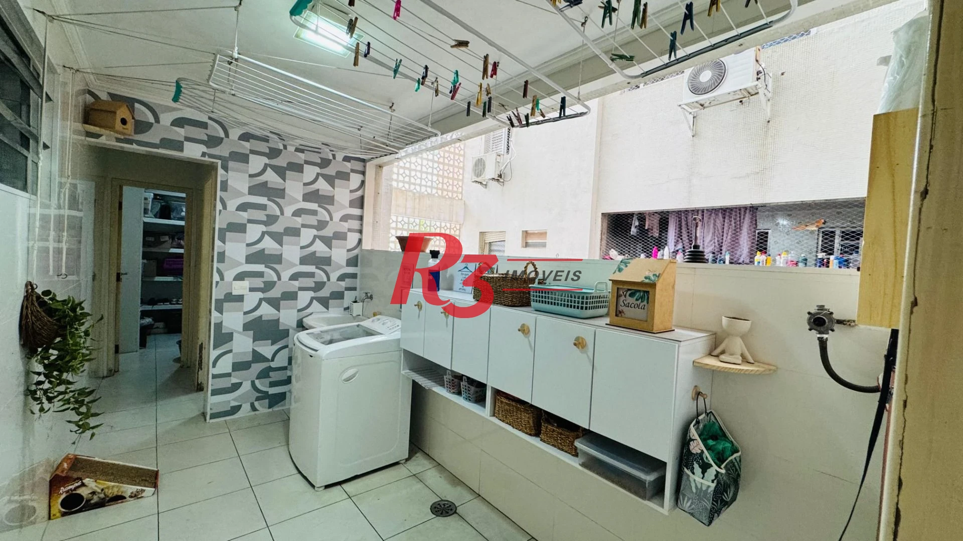 Apartamento com 3 dormitórios à venda, 140 m² por R$ 850.000,00 - Ponta da Praia - Santos/SP